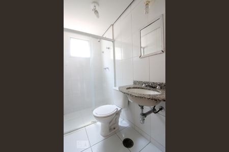 Banheiro de apartamento à venda com 3 quartos, 82m² em Água Fria, São Paulo