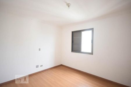 Quarto 1 de apartamento para alugar com 3 quartos, 110m² em Jardim Monte Alegre, Taboão da Serra