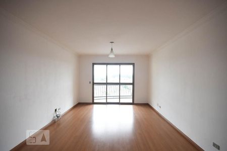 Sala de apartamento para alugar com 3 quartos, 110m² em Jardim Monte Alegre, Taboão da Serra