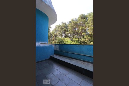 Studio para alugar com 32m², 1 quarto e 1 vaga Studio para alugar com 32m², 1 quarto e 1 vagaSacada