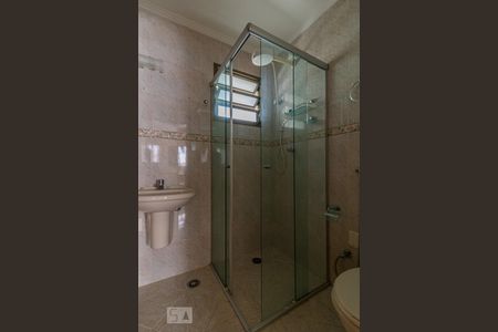 Banheiro de apartamento à venda com 2 quartos, 70m² em Nova Gerty, São Caetano do Sul