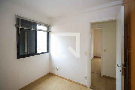 Quarto 1 de apartamento para alugar com 2 quartos, 57m² em Vila Moinho Velho, São Paulo