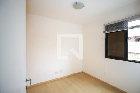 Quarto 1 de apartamento para alugar com 2 quartos, 57m² em Vila Moinho Velho, São Paulo