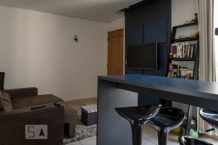 Sala de apartamento para alugar com 2 quartos, 49m² em Planalto, Belo Horizonte