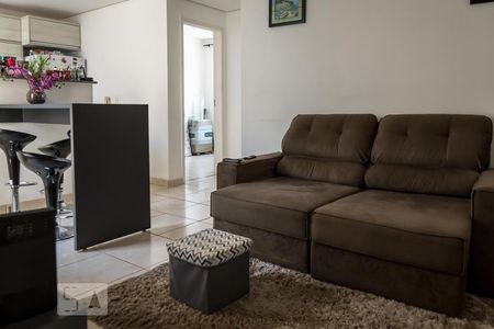 Sala de apartamento para alugar com 2 quartos, 49m² em Planalto, Belo Horizonte