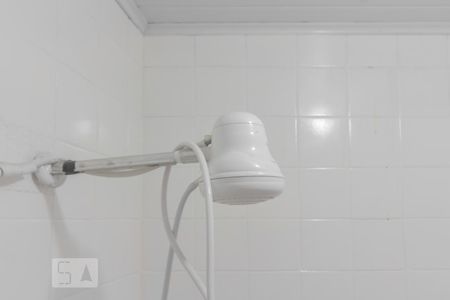 Banheiro de casa para alugar com 2 quartos, 70m² em Jardim Maria Estela, São Paulo