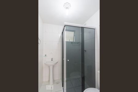 Banheiro de apartamento à venda com 2 quartos, 52m² em São Pedro, Osasco