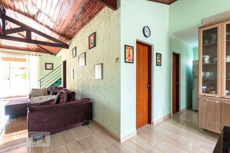 Sala de casa de condomínio à venda com 3 quartos, 427m² em Chácara Santa Margarida, Campinas