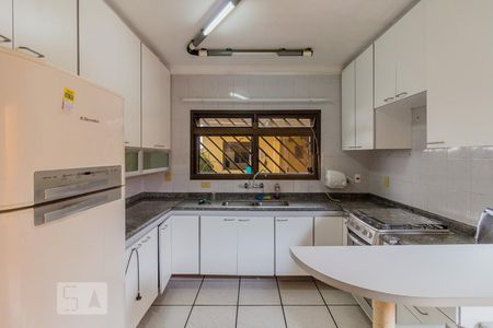 Cozinha de casa à venda com 3 quartos, 180m² em Parque Bandeirante, Santo André