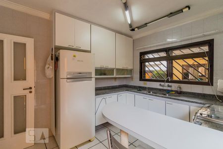 Cozinha de casa à venda com 3 quartos, 180m² em Parque Bandeirante, Santo André