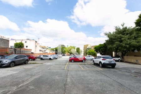 Garagem de apartamento para alugar com 2 quartos, 60m² em Itaquera, São Paulo