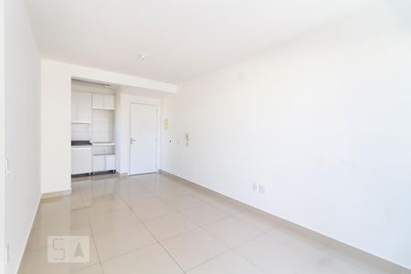 Sala de apartamento para alugar com 3 quartos, 75m² em Planalto, Belo Horizonte