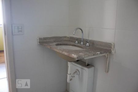 Banheiro de apartamento à venda com 2 quartos, 60m² em Vila Formosa, São Paulo