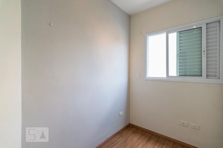 Quarto 2 de apartamento para alugar com 2 quartos, 45m² em Vila Scarpelli, Santo André