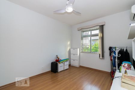 Quarto 1 de apartamento para alugar com 3 quartos, 115m² em Bonsucesso, Rio de Janeiro