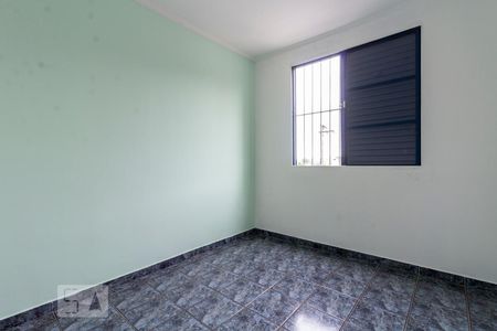 Quarto 2 de apartamento para alugar com 2 quartos, 48m² em Itaquera, São Paulo