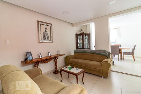 Sala de apartamento à venda com 3 quartos, 150m² em Floresta, Belo Horizonte