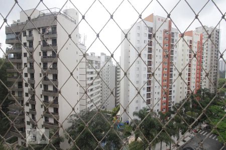 Vista do quarto 1 de apartamento para alugar com 3 quartos, 110m² em Jardim Ampliação, São Paulo