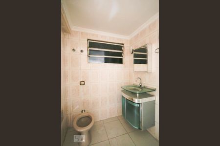 Banheiro  de apartamento à venda com 1 quarto, 51m² em Cambuci, São Paulo