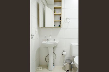 Banheiro - Torneira de apartamento à venda com 2 quartos, 51m² em Harmonia, Canoas