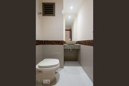 Lavabo de apartamento à venda com 3 quartos, 129m² em Santa Paula, São Caetano do Sul