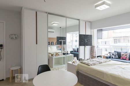 Studio (Armários) de apartamento para alugar com 1 quarto, 38m² em Aclimação, São Paulo