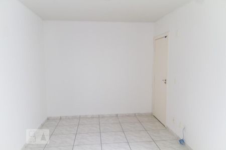 Sala de apartamento para alugar com 2 quartos, 50m² em Roçado, São José