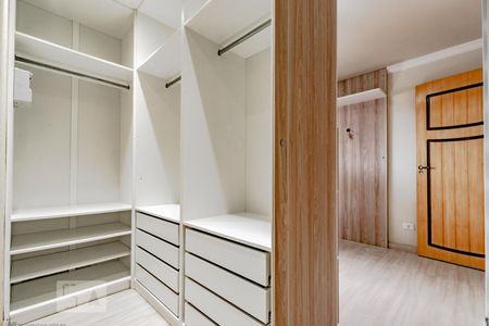 Dormitório 1 - Suíte de casa para alugar com 3 quartos, 174m² em Pinheirinho, Curitiba