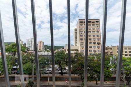 Vista Sala de apartamento para alugar com 3 quartos, 80m² em Fonseca, Niterói