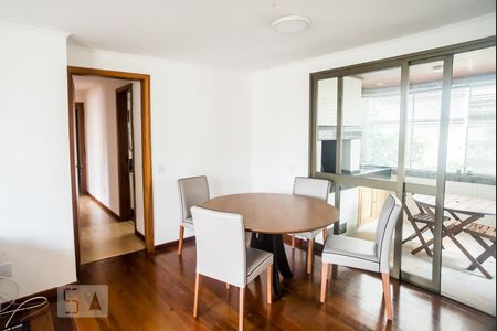 Sala de apartamento à venda com 3 quartos, 132m² em Auxiliadora, Porto Alegre