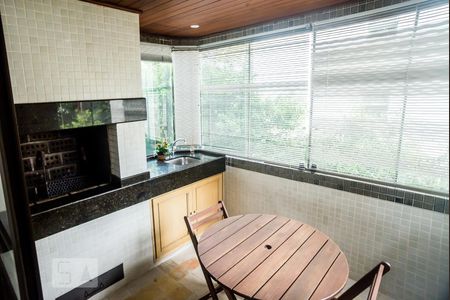 Sala de apartamento à venda com 3 quartos, 132m² em Auxiliadora, Porto Alegre