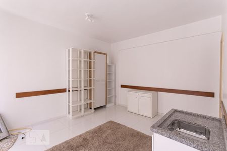 Sala/Cozinha de apartamento à venda com 2 quartos, 58m² em Centro Histórico, Porto Alegre