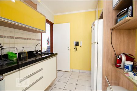 Cozinha de apartamento à venda com 2 quartos, 70m² em Vila Nova Teixeira, Campinas