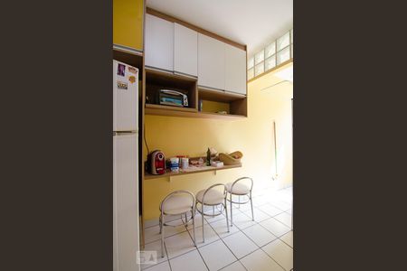 Cozinha de apartamento à venda com 2 quartos, 70m² em Vila Nova Teixeira, Campinas