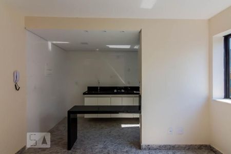 Sala  de apartamento para alugar com 1 quarto, 40m² em Funcionários, Belo Horizonte