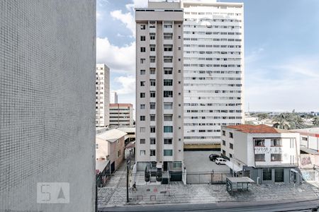 Vista sala de kitnet/studio para alugar com 1 quarto, 45m² em Centro, Curitiba