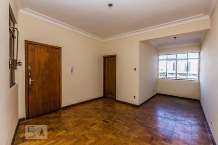 Apartamento para alugar com 3 quartos, 100m² em Centro, Belo Horizonte