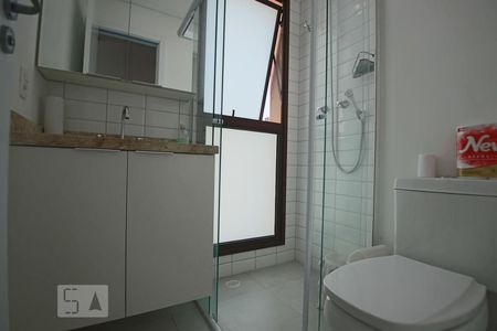 Banheiro de apartamento à venda com 1 quarto, 45m² em Santa Cecília, São Paulo