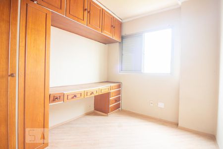 Quarto 1 de apartamento para alugar com 3 quartos, 70m² em Jardim Ester, São Paulo