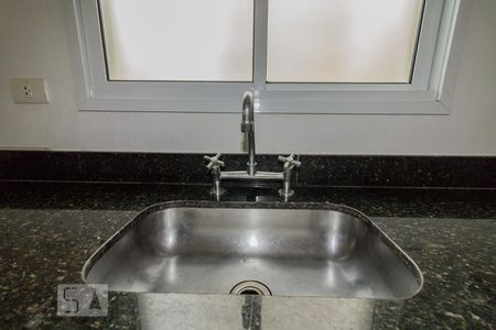 Cozinha de apartamento para alugar com 1 quarto, 75m² em Jardim, Santo André