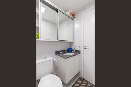 Banheiro da suíte  de apartamento para alugar com 1 quarto, 34m² em Vila Califórnia, São Paulo