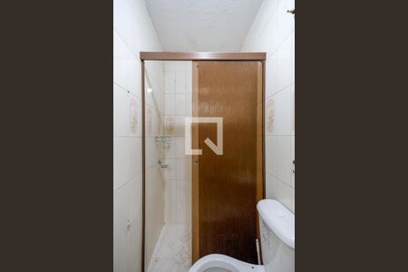 Banheiro Térreo de casa à venda com 2 quartos, 95m² em Vila Isolina Mazzei, São Paulo