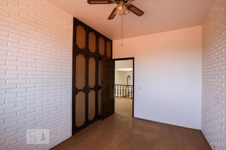 Quarto 2 de casa para alugar com 3 quartos, 230m² em Jardim Nossa Senhora Auxiliadora, Campinas