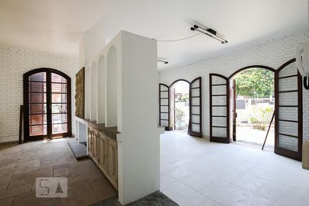 Sala de casa à venda com 3 quartos, 230m² em Jardim Nossa Senhora Auxiliadora, Campinas