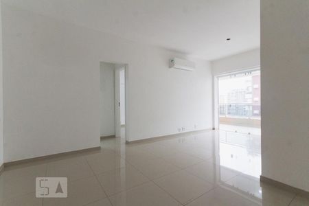 Sala de apartamento para alugar com 1 quarto, 71m² em Barra da Tijuca, Rio de Janeiro