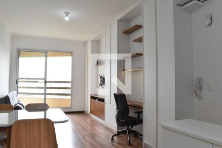 Sala de apartamento para alugar com 1 quarto, 64m² em Centro, Curitiba