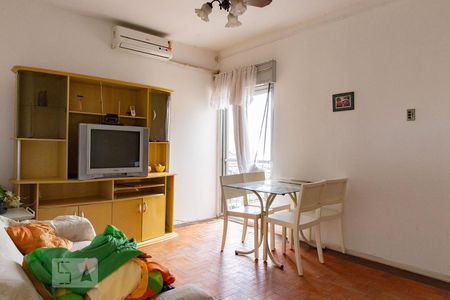 Sala de apartamento para alugar com 2 quartos, 90m² em Petrópolis, Porto Alegre