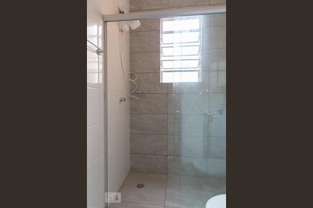 Banheiro de apartamento para alugar com 2 quartos, 90m² em Petrópolis, Porto Alegre