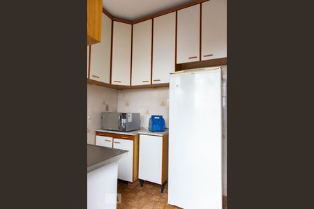 Cozinha de apartamento à venda com 2 quartos, 90m² em Petrópolis, Porto Alegre