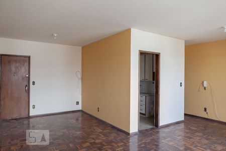 Sala de apartamento à venda com 3 quartos, 110m² em Santo Antônio, Belo Horizonte